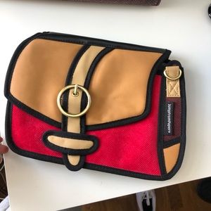 Jump from paper purse